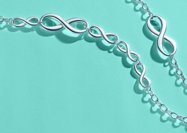 TIFFANY & CO. PANDEMİYLE MÜCADELE İÇİN 2 MİLYON DOLAR DAHA BAĞIŞLIYOR tiffany and co infinity