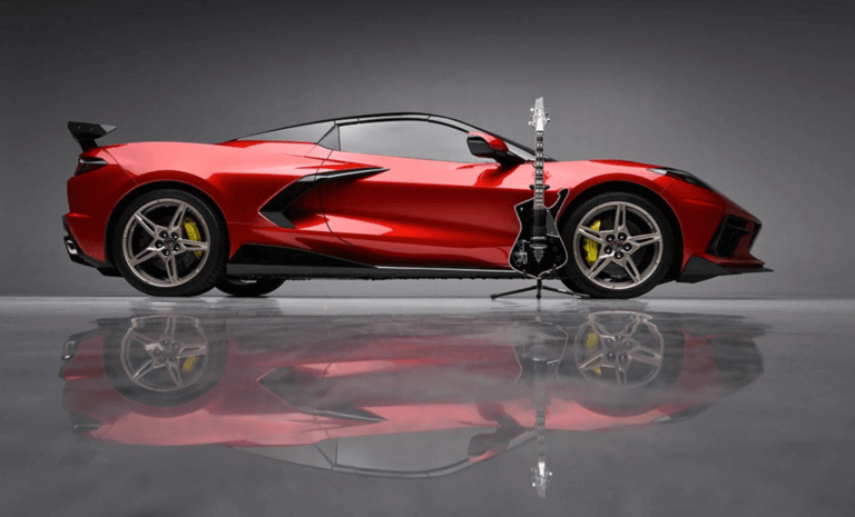 ÖZEL CHEVROLET CORVETTE CABRIO VIN 001 AÇIK ARTIRMADA. times de Luxe