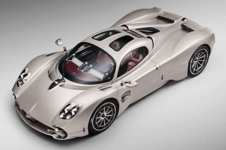 PAGANI UTOPIA BİR TARİH YAZIYOR. Times de Luxe