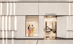 CHANEL, CHARLES de GAULLE HAVALİMANINDA 3 BUTİK AÇTI. Times de Luxe