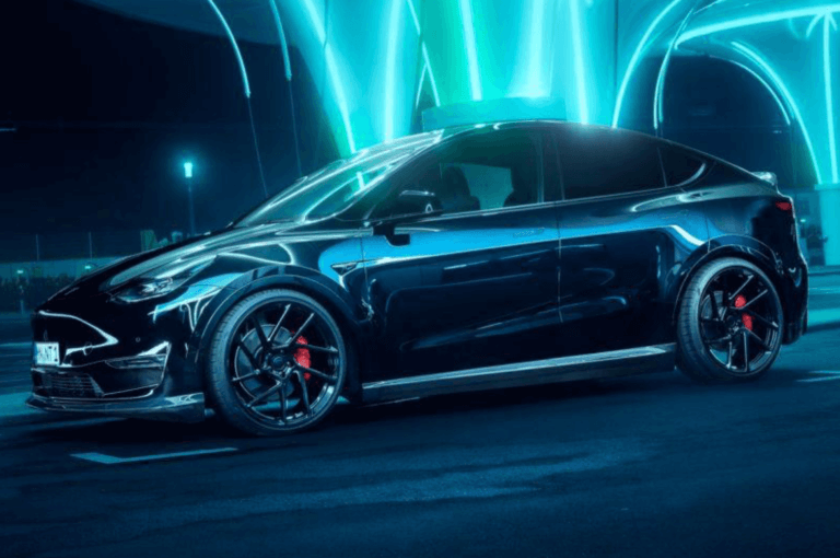 NOVITEC, TESLA MODAL Y'yi SERGİLİYOR. Times de Luxe