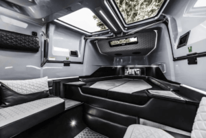 BRABUS SHADOW 900 SEALTH GREEN SINGATURE. Times de Luxe