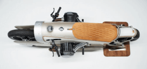 BMW, R 18 THE CROWN'u TANITTI | Times de Luxe