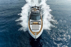 SUNSEEKER 75 SPORT YATI DİKKAT ÇEKİYOR | Times de Luxe