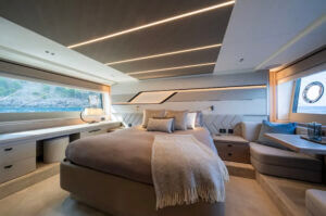 SUNSEEKER 75 SPORT YATI DİKKAT ÇEKİYOR | Times de Luxe