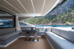 SUNSEEKER 75 SPORT YATI DİKKAT ÇEKİYOR | Times de Luxe