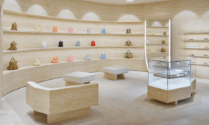 MAISON MARGIELA, TOKYO'da DİKKAT ÇEKİCİ MAĞAZA AÇTI | Times de Luxe