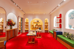 CHRISTIAN LOUBOUTIN, KUALA LUMPUR'da YENİ MAĞAZA AÇTI | Times de Luxe