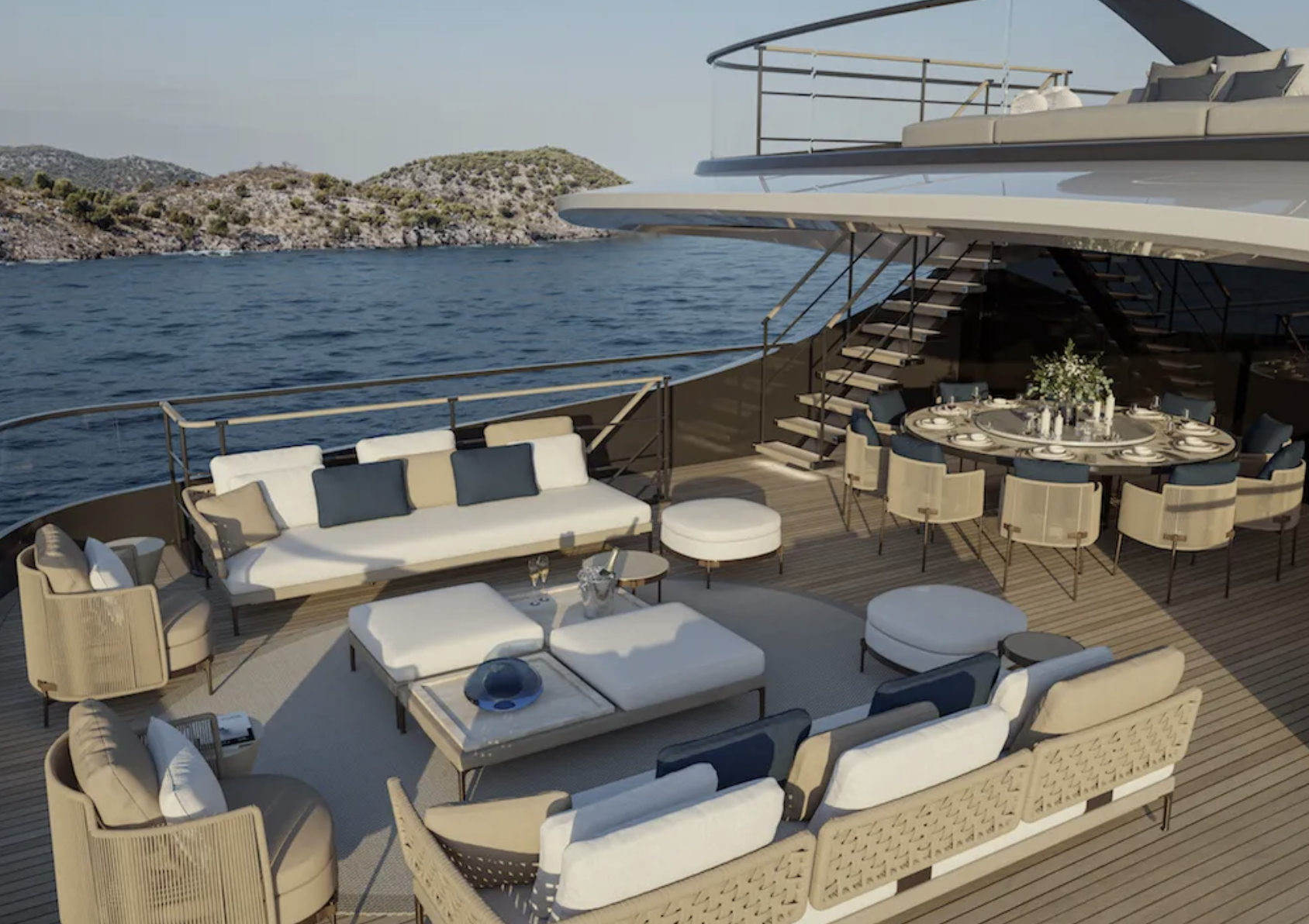 UNICA by ISA YACHTS, ÇITAYI YÜKSELTİYOR | Times de Luxe