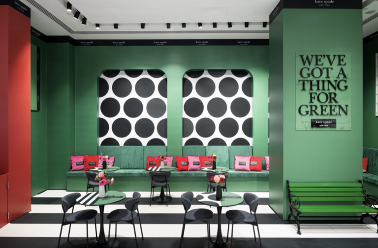 KATE SPADE, DUBAI MALL’da POP-UP KAFE AÇTI KATE SPADE, DUBAI MALL'da POP-UP KAFE AÇTI | Times de Luxe