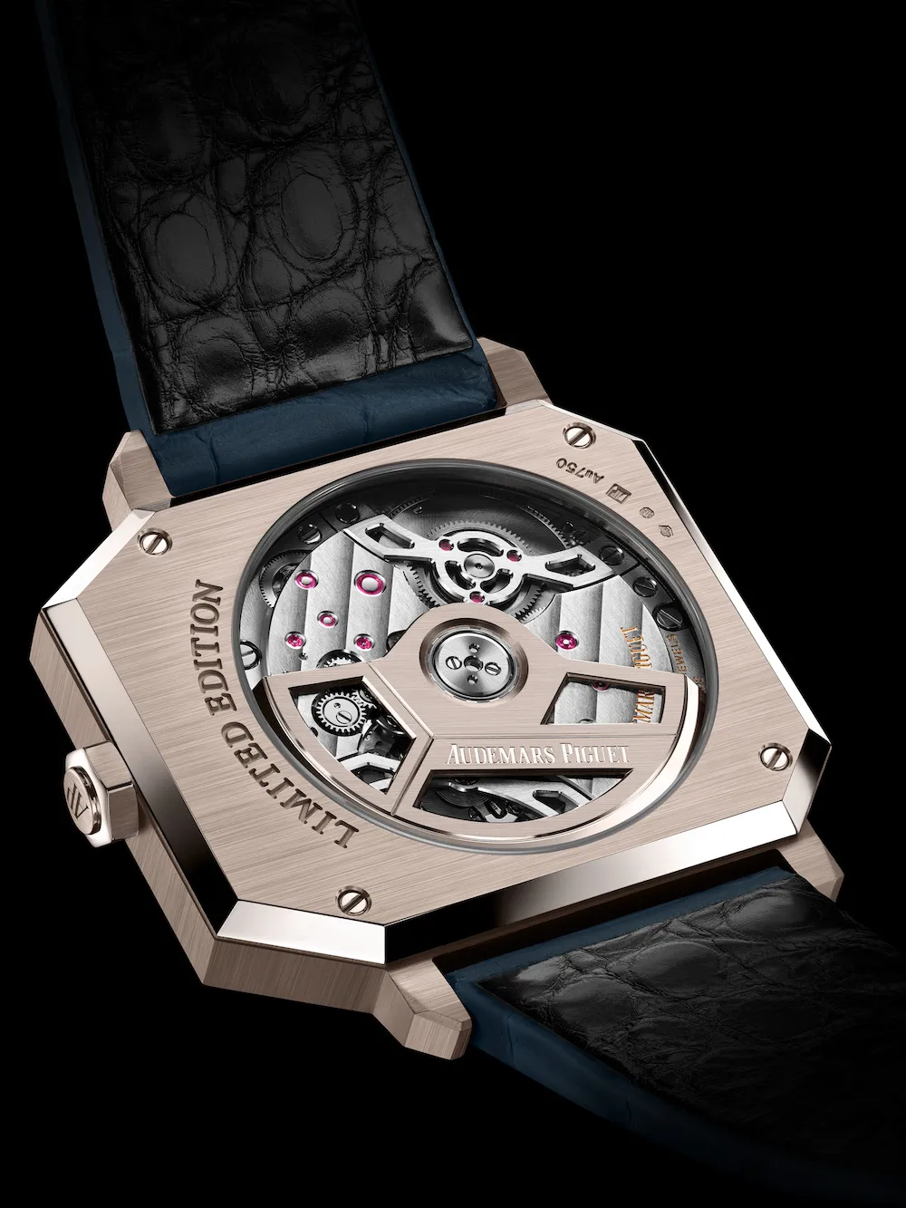 AUDEMARS PIGUET [RE]Master02 ASİMETRİK TASARIMI | Times de Luxe