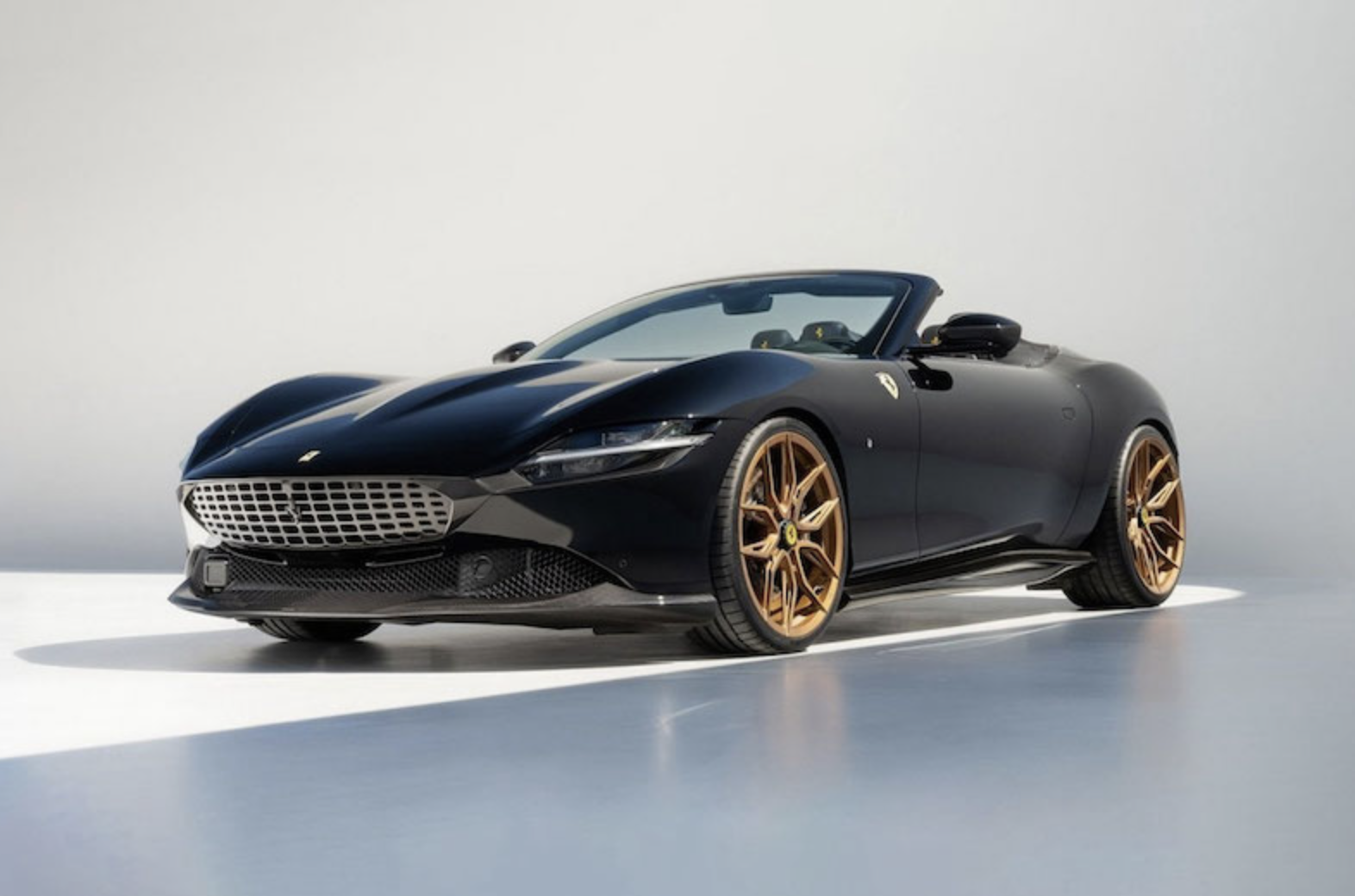 NOVITEC, FERRARI ROMA SPIDER'ı DÖNÜŞTÜRÜYOR | Times de Luxe