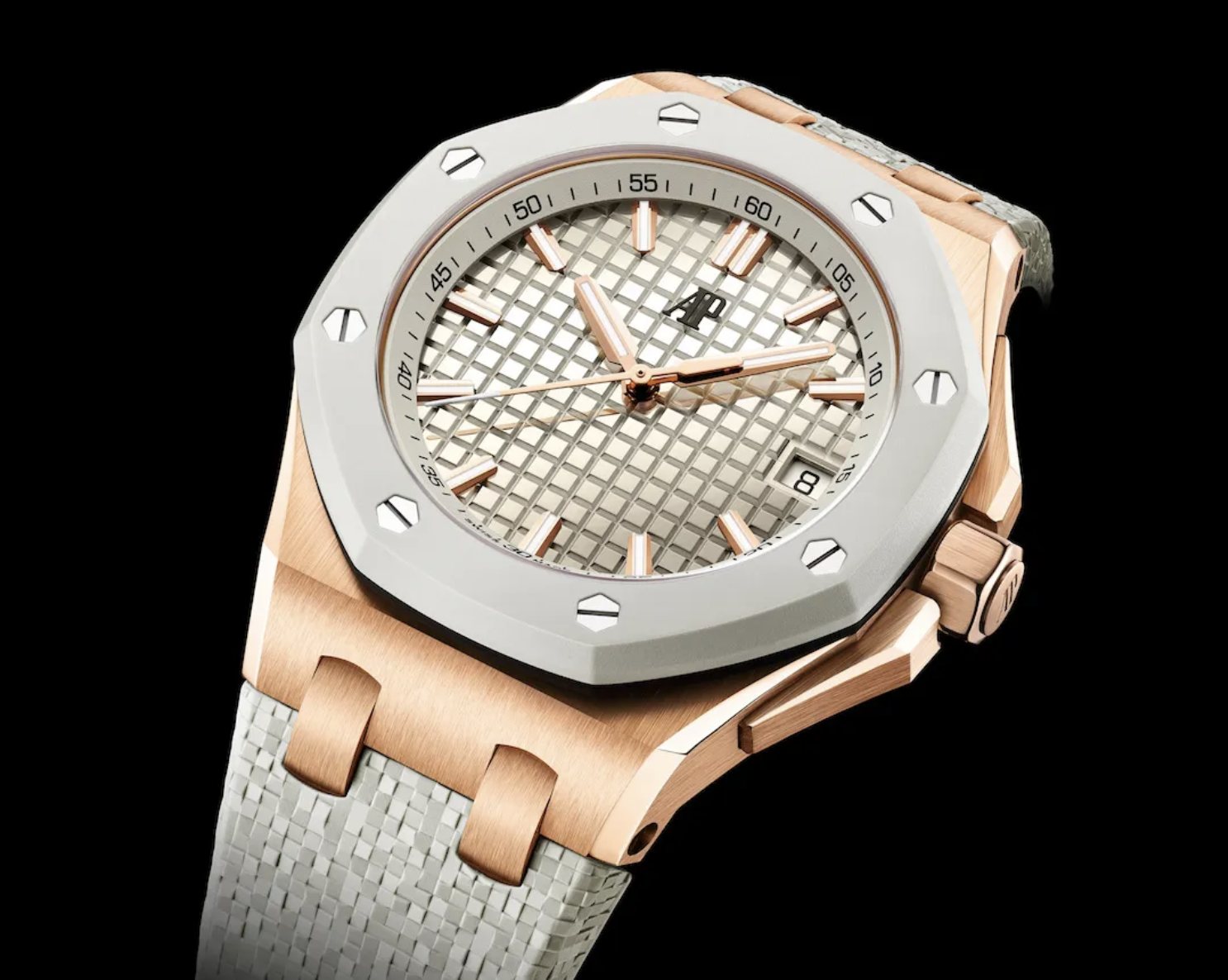 AUDEMARS PIGUET, YENİ ROYAK OAK OFFSHORE MODELLERİ | Times de Luxe