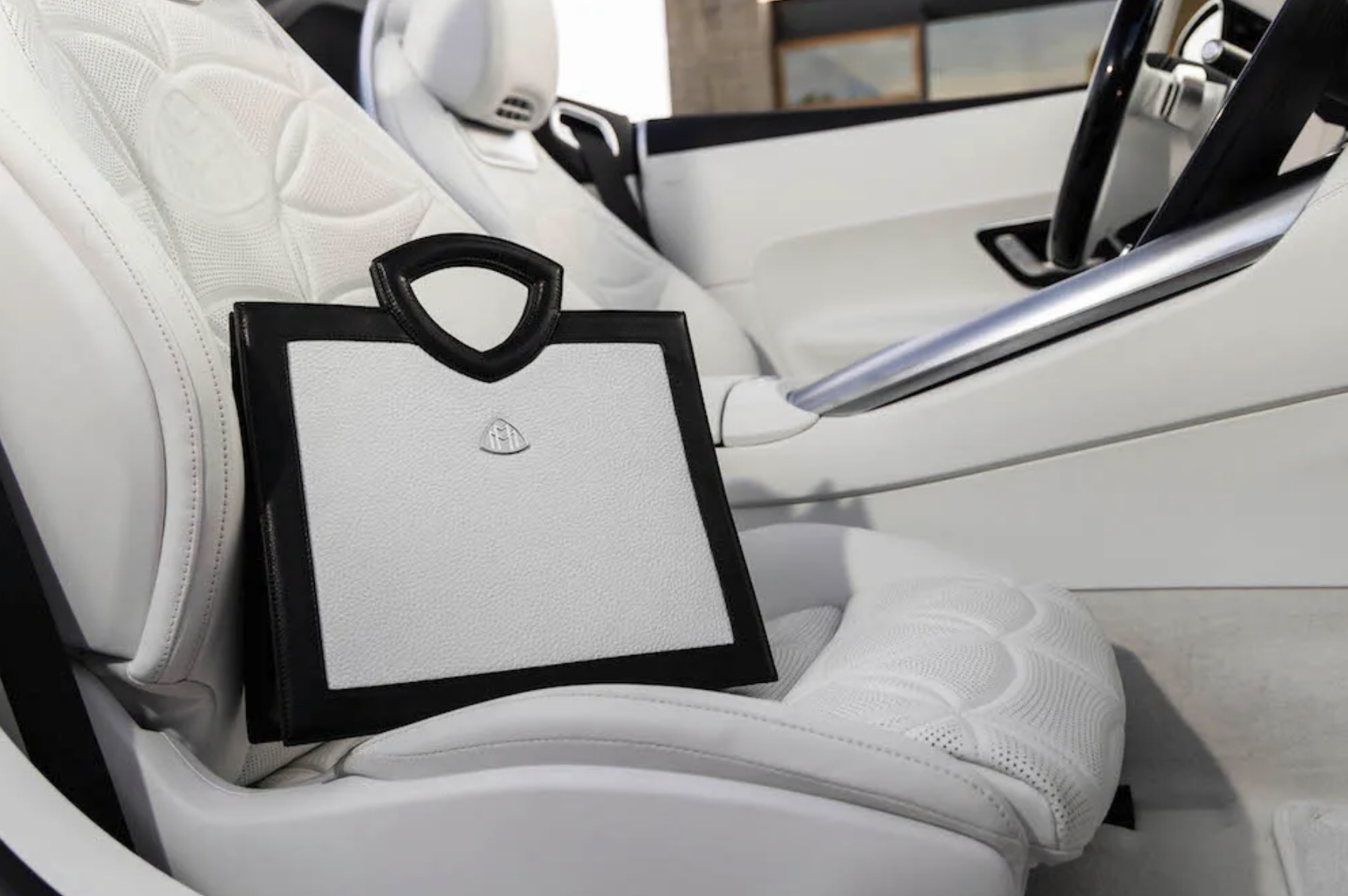 EN SPORTİF MAYBACH ile TANIŞIN | Times de Luxe