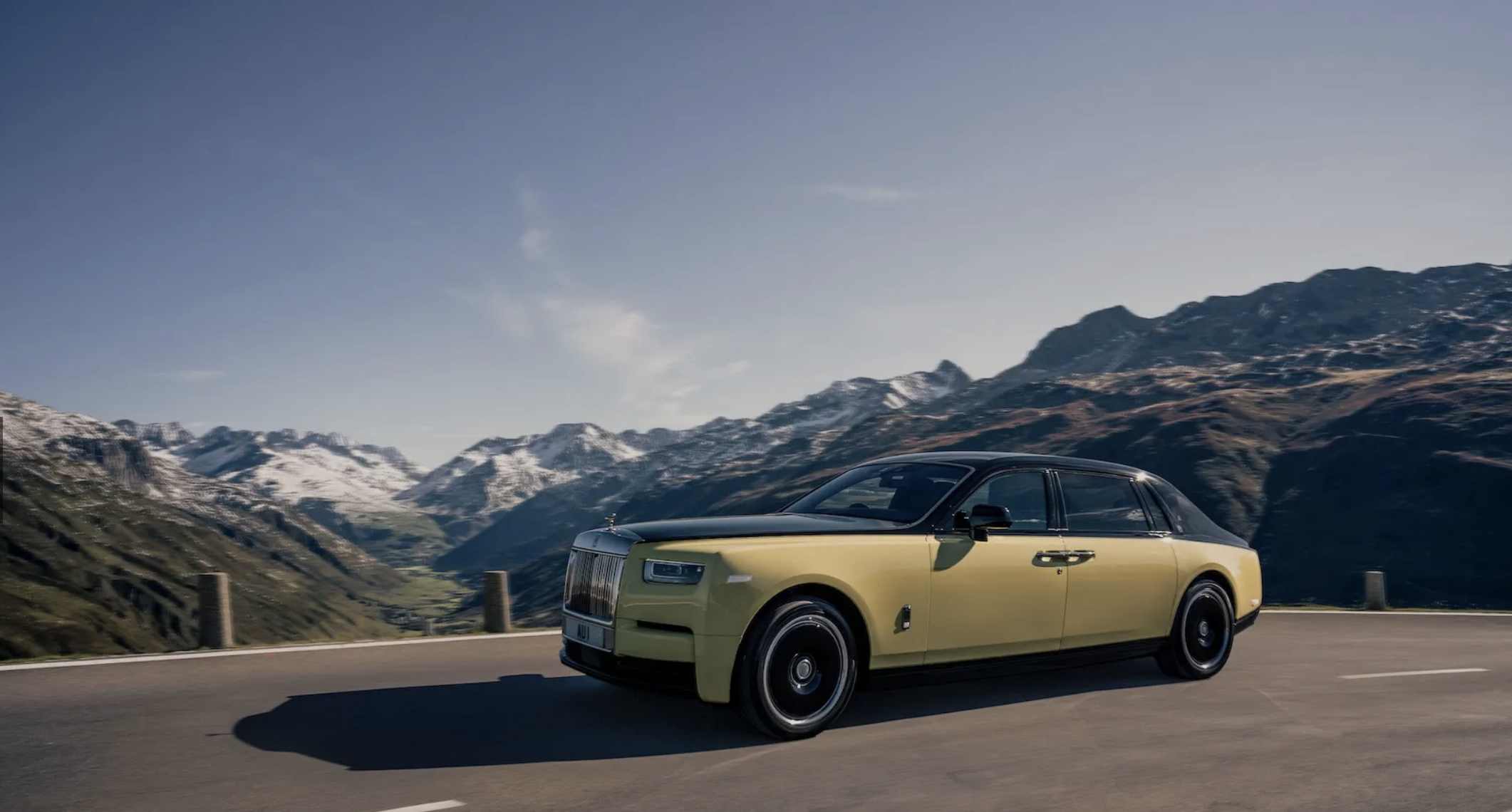 ROLLS-ROYCE, GOLDFINGER'ı ONURLANDIRIYOR | Times de Luxe