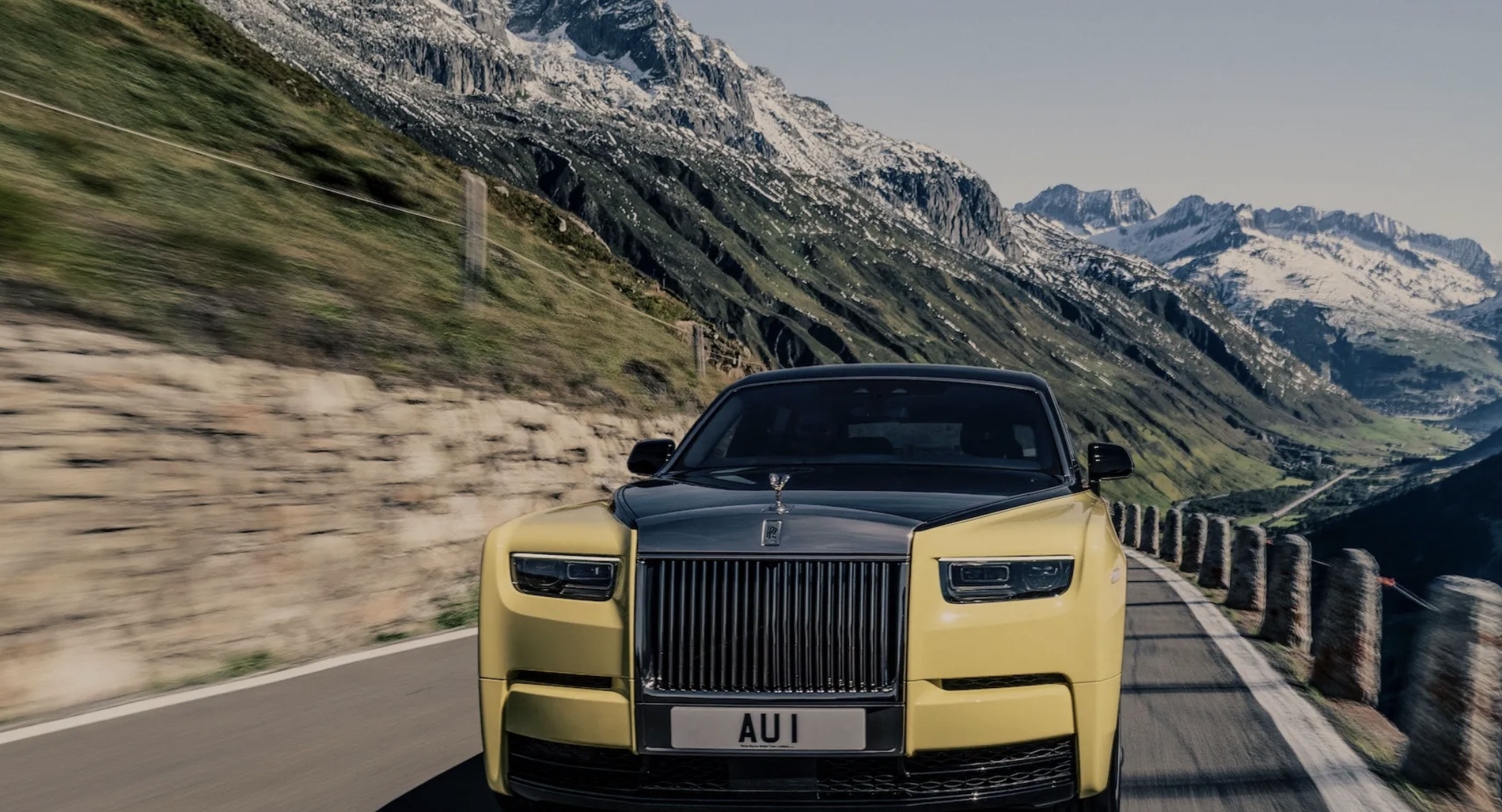 ROLLS-ROYCE, GOLDFINGER'ı ONURLANDIRIYOR | Times de Luxe