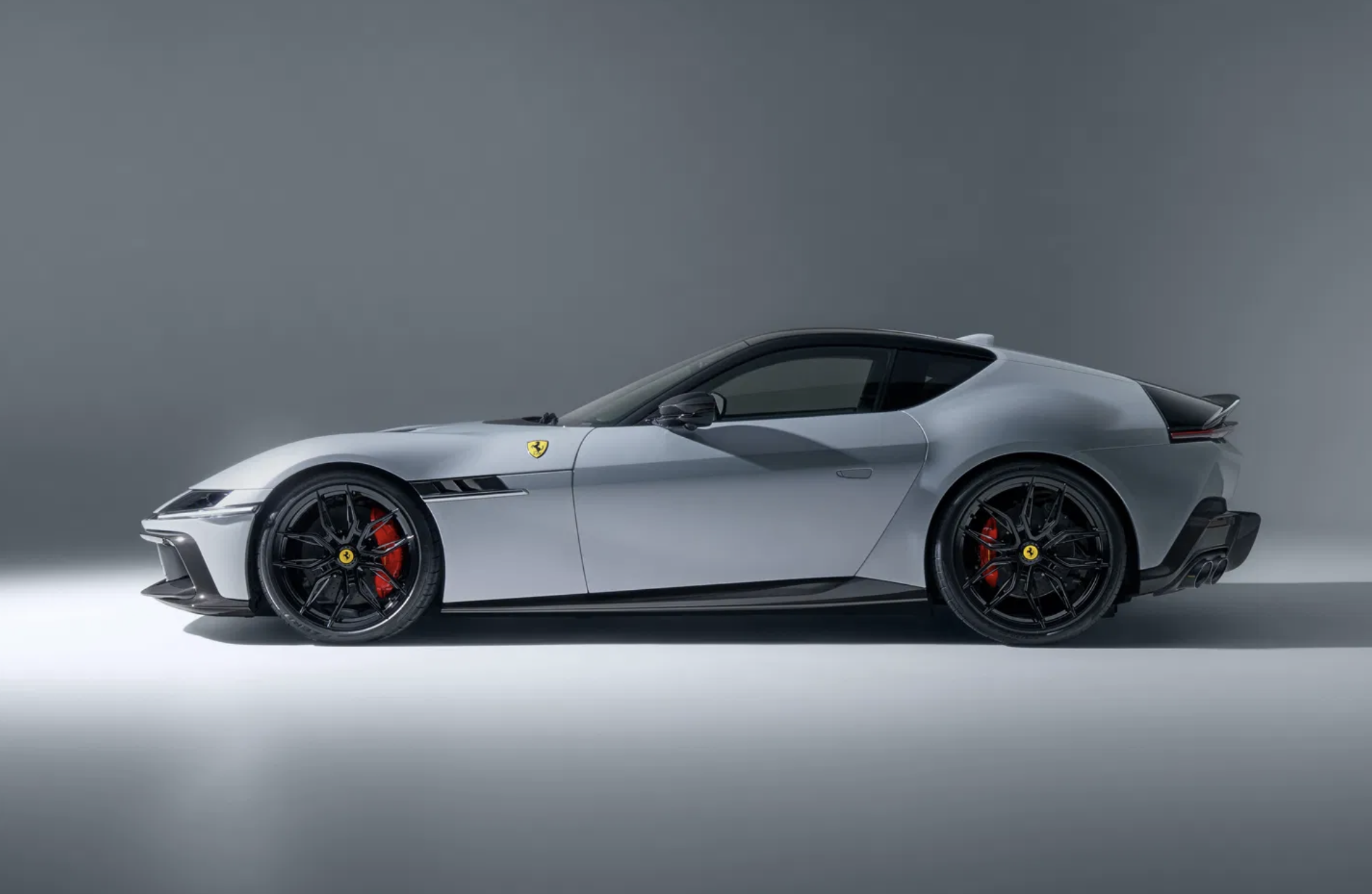 FERRARI 12Cilindri, NOVITEC'in MARANELLO'su ile MÜKEMELLEŞTİ | Times de Luxe