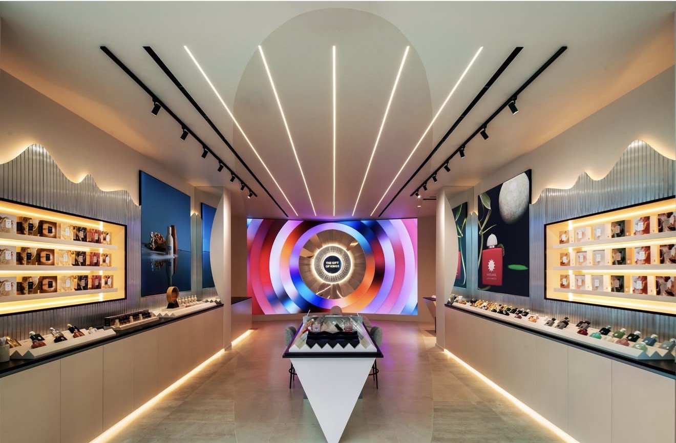 AMOUAGE, MIAMI'deki AVENTURA MALL'da YENİ BUTİK AÇTI | Times de Luxe